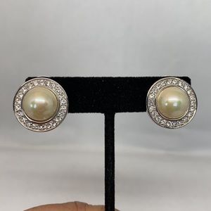Stunning Dior pearl and crystal clip on earrings